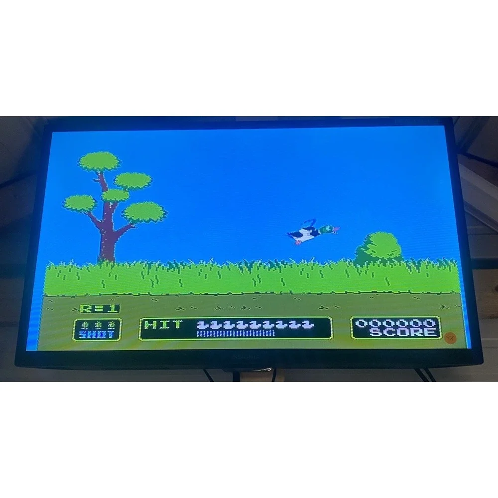 Nintendo NES Duck Hunt Only‎ video game cartridge 5 Screw